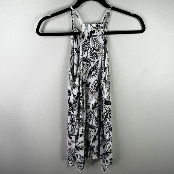 Womens black‎ and white floral tank top loose fit size medium - Picture 6 of 6